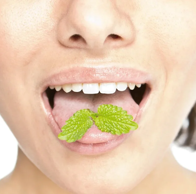 запах изо рта фото